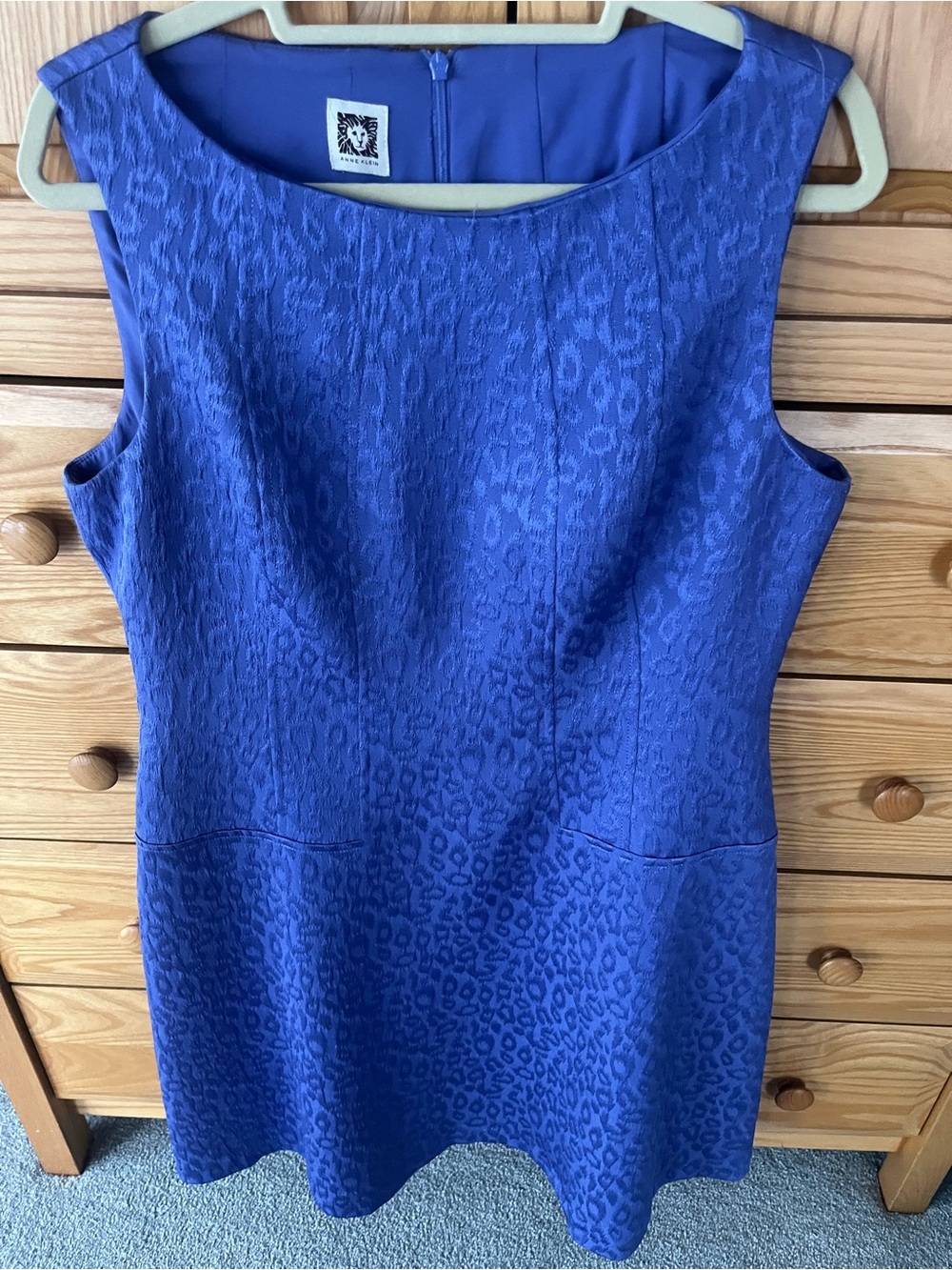 Anne Klein 14 rich purple jacquard sleeveless dress